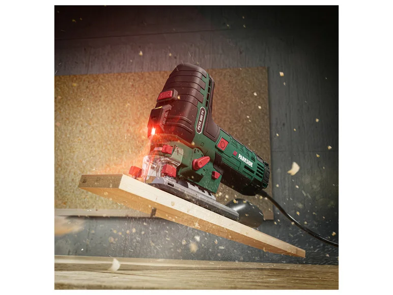 PARKSIDE® Scie sauteuse pendulaire PSTK 800 D3. 800 W