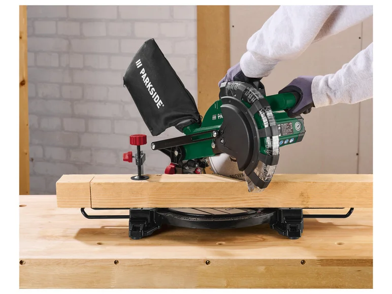 PARKSIDE Scie à onglet PKS 1500 C4. 1500 W