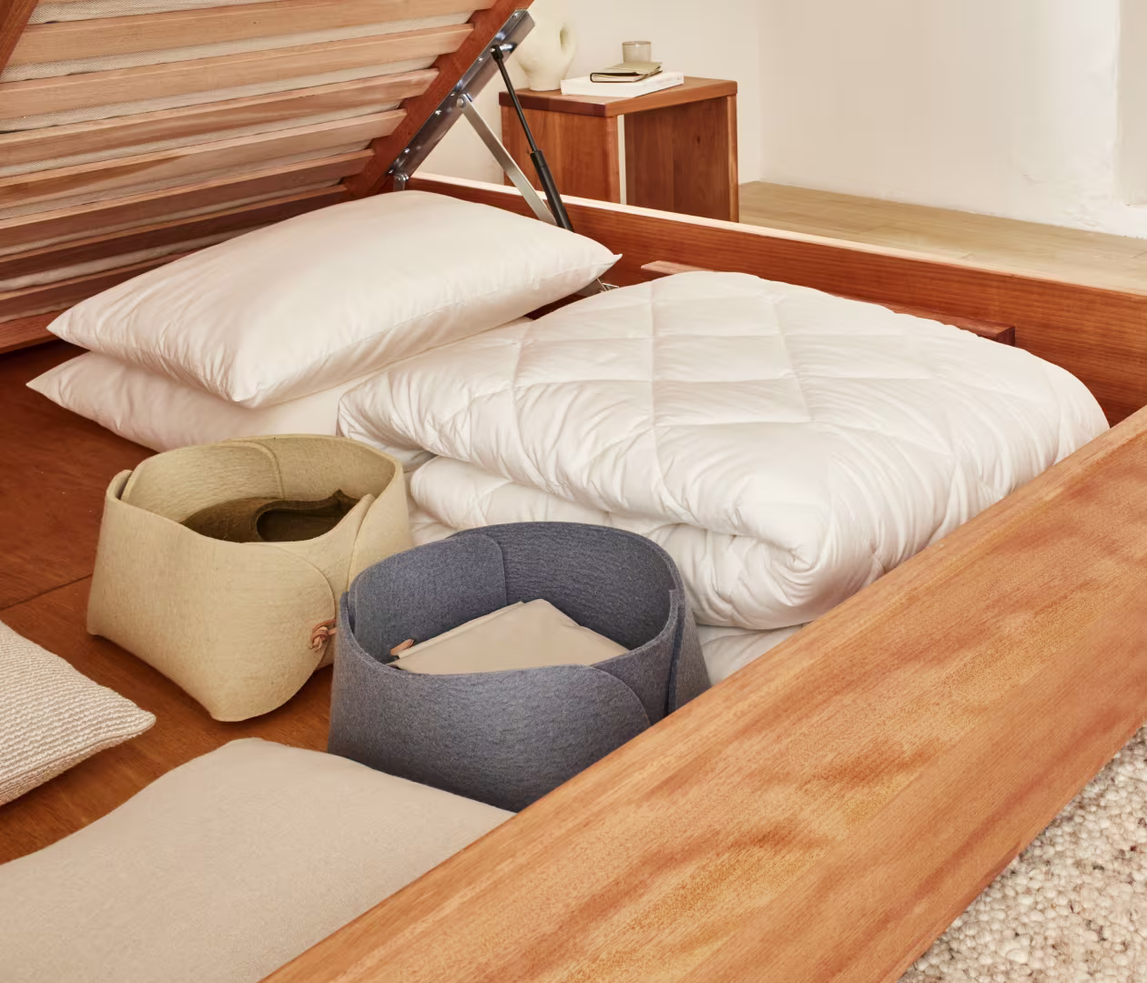 LUCA solid wood storage bed