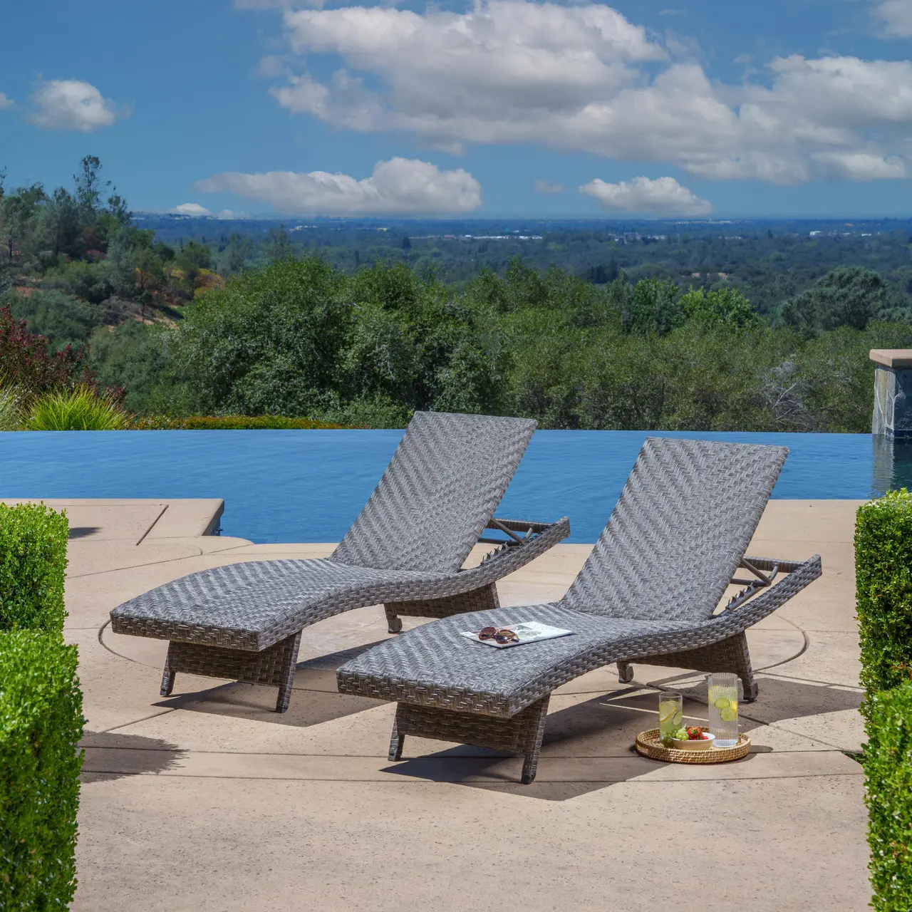 🔥Today only🔥Seagrass Woven Chaise Lounge with Wheels, 2-pack（Free cushion included）